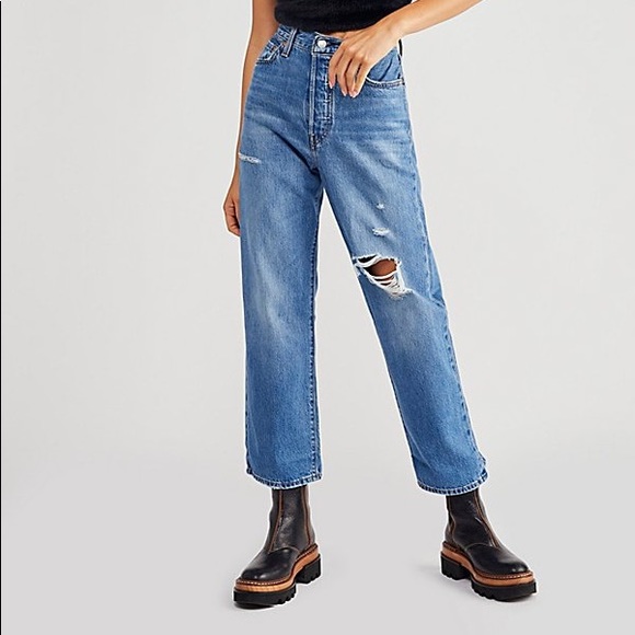 Levi's Denim - NWT Levi’s Ribcage Straight Ankle Jeans